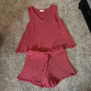 Pink Lily - Top M Shorts L - Matching Knit Set